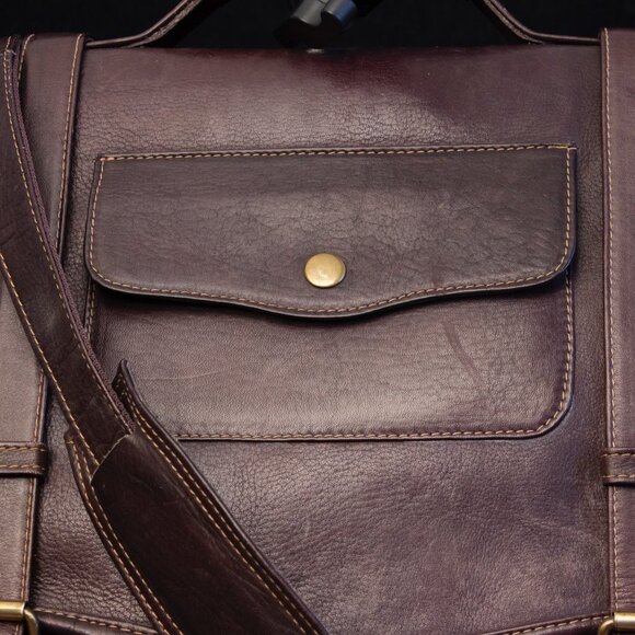 Vintage-Style Brown Leather Messenger Bag With Adjustable Strap and Buckles - Picture 13 of 13